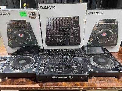 Pioneer CDJ-3000  / Pioneer DJM-A9 Mixer